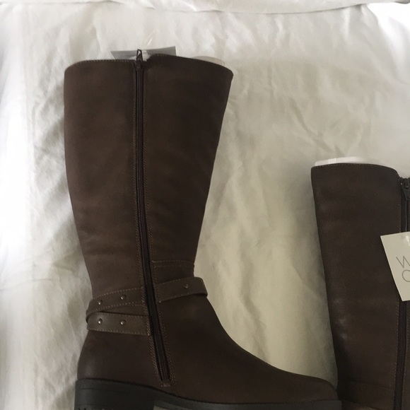 Women’s Vicky boots size 8 medium with wide calf - Picture 5 of 13
